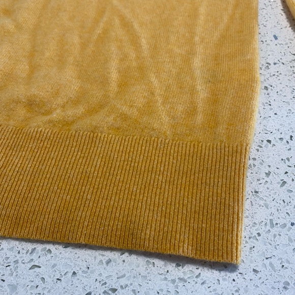 Aritzia- the group by babaton Pomo sweater in sumac - Picture 10 of 10